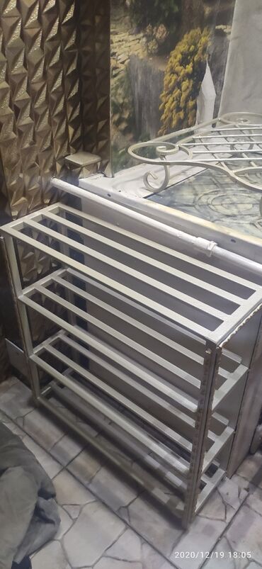 мебель на прокат: Изготовим любые металлоконструкции мангалы решетки двери на весы и