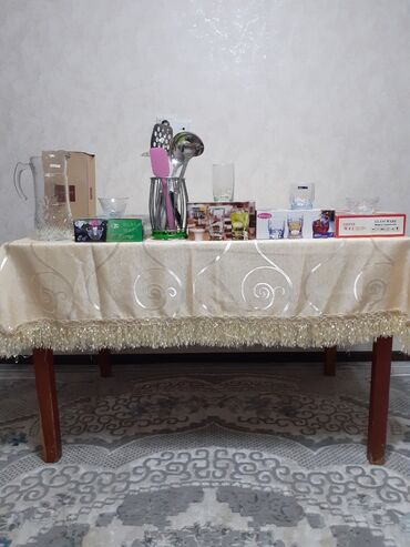 Стаканы: СРОЧНО продаётся новая посуда (бокалы, стаканы, тарелки, кружки — 3