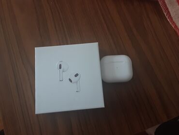 Qulaqcıqlar: Simsiz (Bluetooth) Qulaqcıqlar, Apple, rəng - Ağ