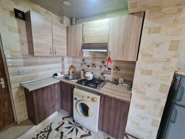 Günlük kirayə mənzillər: 3 otaqlı, Səbail r. r-nu — 7