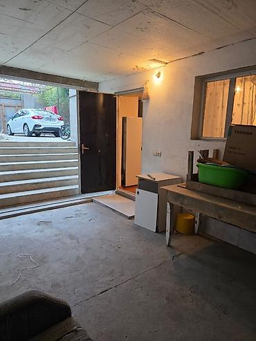 1 комнатная студия: 1 otaqlı studiya tipli mənzil (zirzəmi səviyyəsi) 🏠 Ev kirayə — 7