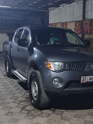 Mitsubishi: Mitsubishi L200: 2007 г., 2.5 л, Механика, Дизель, Внедорожник