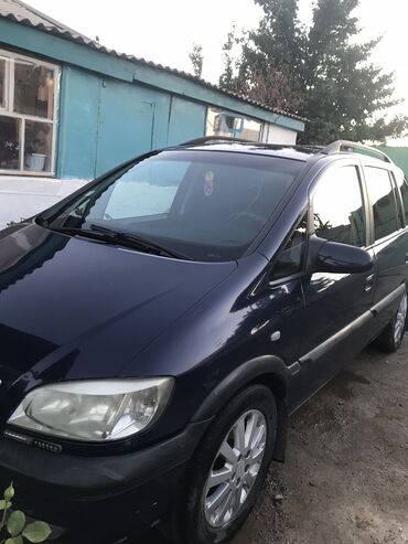 гигант сатылат: Opel Zafira: 2003 г., 1.6 л, Механика, Бензин, Вэн/Минивэн