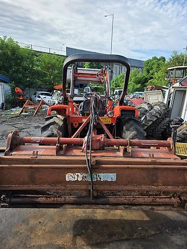 Другие мини-тракторы: Компактные колёсные тракторы с навесным оборудованием Описание: - — 25