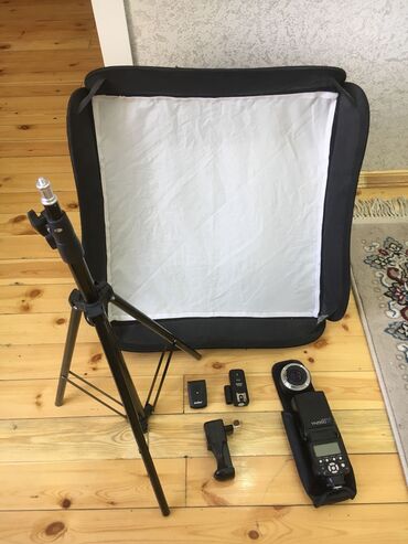 telefon üçün tripod: Dəst cəmi 220 AZN 1 ədəd 1.8 lens 1 ədəd tripod 1 ədəd zontik 1 ədəd