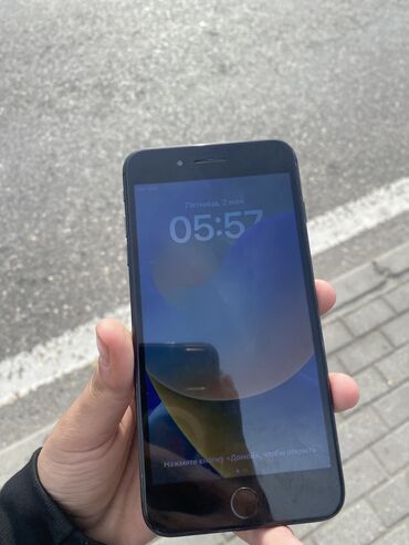 Apple iPhone: IPhone 8 Plus, 64 GB, Space Gray, Barmaq izi