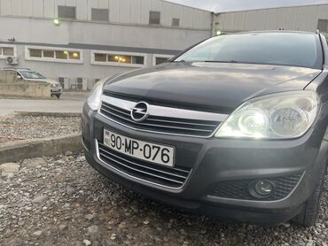 Opel: Opel Astra: 1.4 l | 2010 il 163573 km Universal — 5