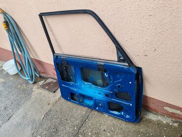 Auto delovi: Vrata prednja leva Lada 2107, Lada 2105,2104 Karavan. Vrata su ocuvana — 6