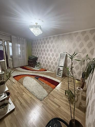 Батирлерди ижарага берүү: 3 бөлмө, Кулатов мкр., Риелтор, Жаныбарлары жок, 1 жылдан баштап, Жарым -жартылай эмереги бар — 3