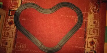 Autići: Mehanotehnika Dirkalna staza, 2 autića, 2 upravljača, 2 prave, 6 — 9