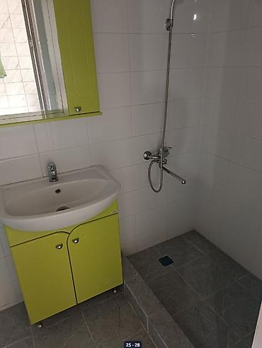 Продажа коттеджей и домов: 🏙️ Продаётся срочно двухэтажный Дом 📍 Локация район Арча Бешик ж/м 🏢 — 8