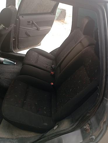 Volkswagen: Volkswagen Passat: 1993 г., 2 л, Механика, Бензин, Универсал — 8