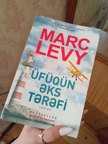 taim kurikulum kitabı qiymeti: Marc Levy'nin "Üfuqün eks terefi" adli Roman kitabidi 10manata almışam