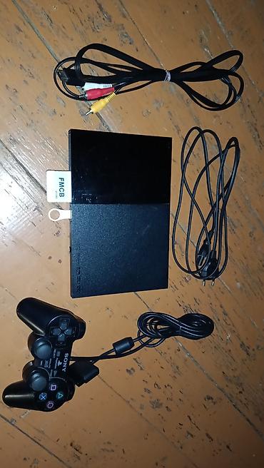 PS2 & PS1 (Sony PlayStation 2 & 1): PlayStation 2 Slim (SCPH-90008) oyun konsolu seti Komplekt: - PS2 — 2