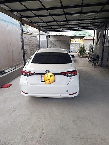 corolla 2022: Toyota Corolla: 2019 г., 1.8 л, Вариатор, Гибрид, Седан — 2