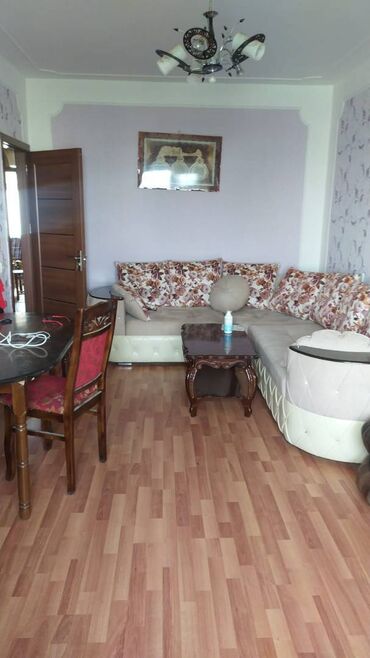 Köhnə tikili: Bakı, 4 otaqlı, Köhnə tikili, 100 kv. m — 1