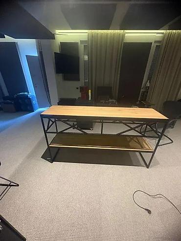 stilska sofa: DELUX KONZOLNI I BARSKI STOLOVI PO MERI XR65 | Izrada po meri Dezen — 9