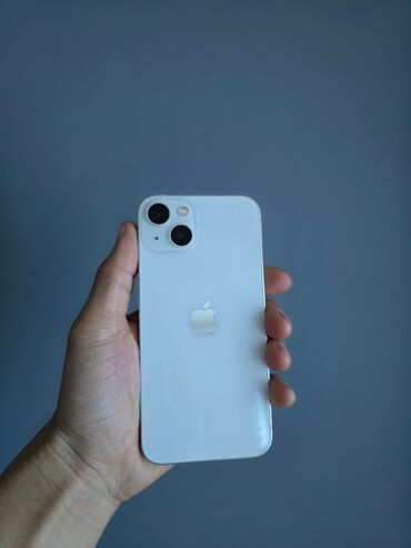 Apple iPhone: IPhone 13, Б/у, 512 ГБ, Белый, Защитное стекло, Чехол, 84 %