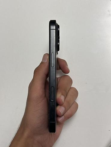 xaomi 17 pro max: IPhone 16 Pro, Б/у, 128 ГБ, Black Titanium, Защитное стекло, Чехол, Кабель, 80 % — 3