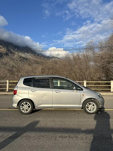 Honda: Honda Fit: 2004 г., 1.3 л, Автомат, Бензин, Хэтчбэк — 5