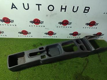 Подлокотник/центральная консоль для Mitsubishi Space Star 1.8