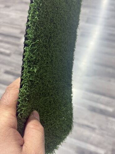 Süni güllər: Müxtəlif rənglərdə təqdim olunan bu süni ot xalçası, yaşayış — 6