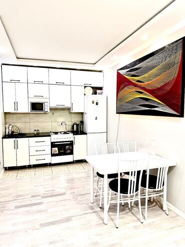 дом с мансардой: 2 комнаты, 50 м², Элитка, 12 этаж, Евроремонт