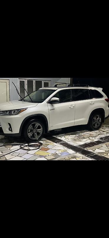 highland: Toyota Highlander: 2017 г., 3.5 л, Вариатор, Гибрид, Минивэн — 4