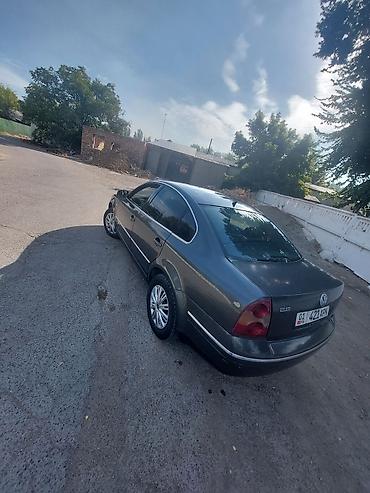 124 е 500: Volkswagen Passat: 2001 г., 2.5 л, Механика, Бензин, Седан — 3