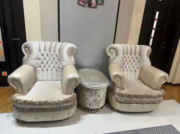 Divan, Bazasız, Açılmayan