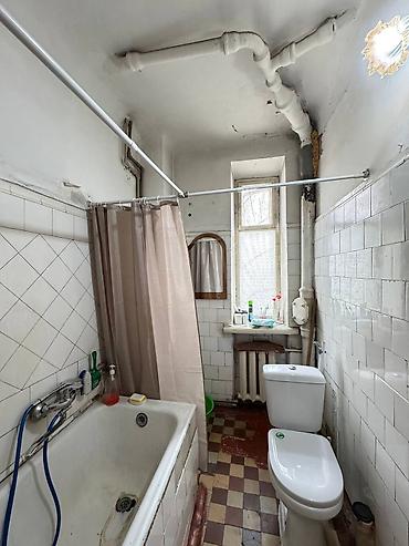 Продажа квартир: 2 комнаты, 57 м², 1 этаж — 5