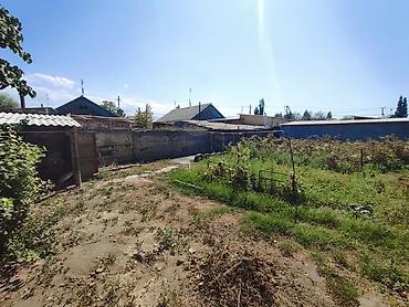 Продажа коттеджей и домов: Продаётся кирпичный дом в городе Токмок Количество комнат: 7 Этаж: 1 — 8