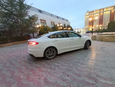 Ford: Ford Fusion sedan – ağ rəng, zərif və dinamik dizayn. Xüsusiyyətlər -da lalafo.az — 8 Ford: Ford Fusion sedan – ağ rəng, zərif və dinamik dizayn. Xüsusiyyətlər — 8