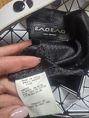 Torbe: Bao Bao Issey Miyake Prism Matte bag. Prelepa torba, koja se sama — 5