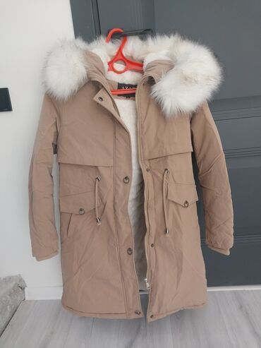 мен баланс цена бишкек: Женский зимний комплект одежды и обуви: 1) Парка бежевого цвета с