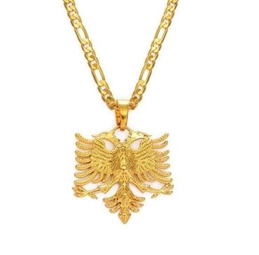 Ogrlice: Lanac sa priveskom
Cena 1300din — 9