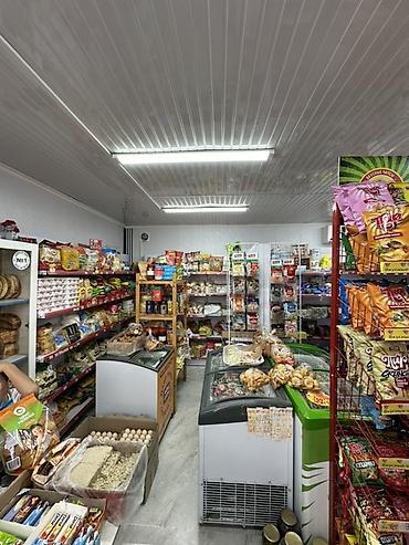 кокум бий: Продается готовый бизнес 30м^2 с местом или без. С товаром — 2