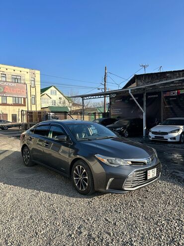 Toyota: Toyota Avalon: 2018 г., 2.5 л, Типтроник, Гибрид, Седан