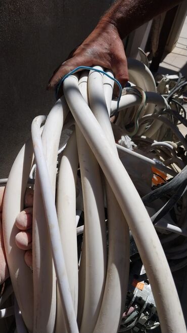 Digər alətlər: Bıçaq sayi 26 dene — 21