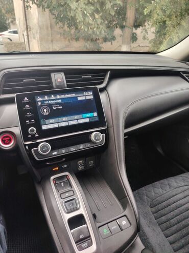 Honda: Honda Insight: 1.5 l | 2018 il Sedan -da lalafo.az — 6 Honda: Honda Insight: 1.5 l | 2018 il Sedan — 6