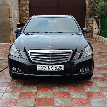 w212 mercedes: Mercedes-Benz E-Class sedan (W212). Qara rəng, 4 qapı, tam ölçülü — 2