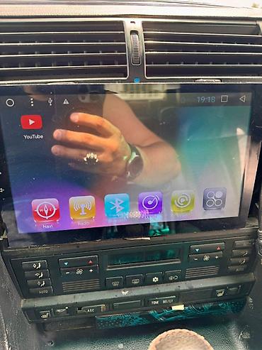 bmw x6 m50d servotronic: BMW 7 series: 3.5 l | 1996 il Sedan — 10