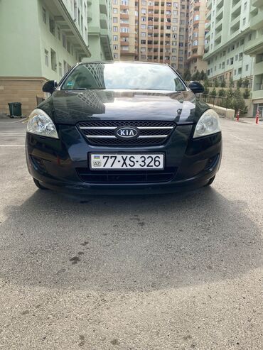 danqrat satilir: Kia Ceed: 1.4 l | 2008 il Hetçbek