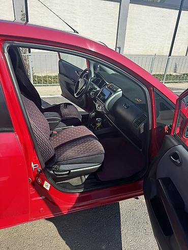 Honda: Honda Jazz: 2006 г., 1.5 л, Вариатор, Бензин, Хэтчбэк — 12