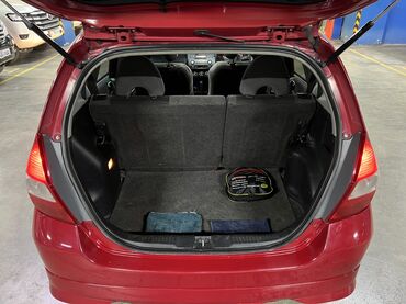 Honda: Honda Fit: 2002 г., 1.3 л, Вариатор, Бензин, Хэтчбэк at lalafo.kg — 8 Honda: Honda Fit: 2002 г., 1.3 л, Вариатор, Бензин, Хэтчбэк — 8