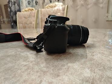 mini dv kamera: Canon EOS 1100D DSLR fotoaparat - Linza: Canon Zoom Lens EF-S 18-55mm — 4