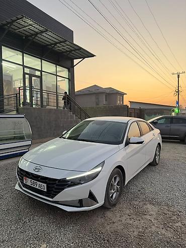 q 06: Hyundai Avante: 2021 г., 1.6 л, Автомат, Бензин, Седан — 3