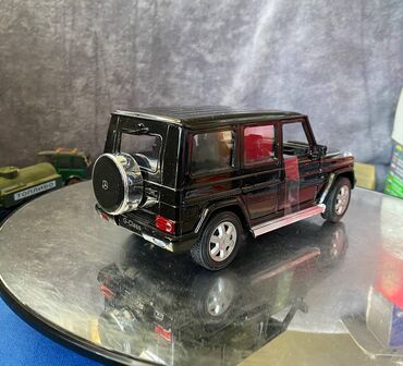 Avtomobil modelləri: Mercedes, 2009 il, 1:24, Dəmir, Ödənişli çatdırılma — 20