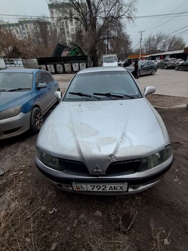 Mitsubishi: Mitsubishi Carisma: 2002 г., 1.6 л, Механика, Бензин, Седан