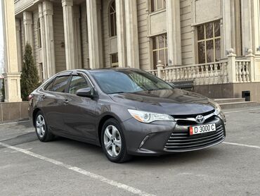 Toyota: Toyota Camry: 2016 г., 2.5 л, Вариатор, Гибрид, Седан